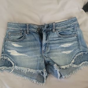American eagle Tom girl shorty size 6